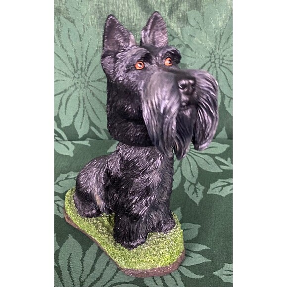 Scottie Dog Resin Nodder Figurine Scottish Terrier Dog Bobblehead - Picture 1 of 6